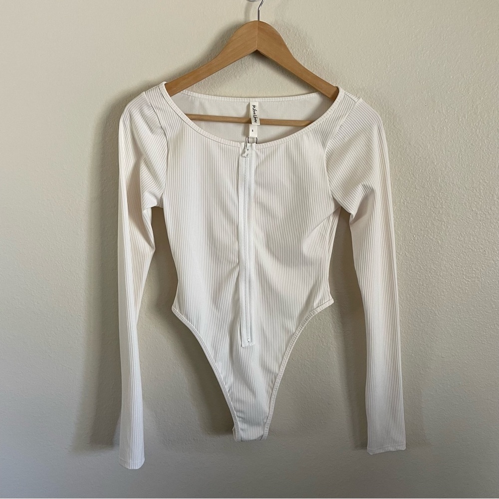 For Love & Lemons Ribbed Zip Front High Leg Bodysuit Cream Size Small